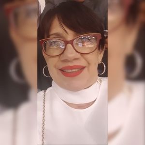 Meet your Posher, Zaida